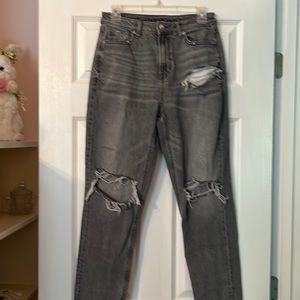 AMERICAN EAGLE Distressed Jeans - Size 4